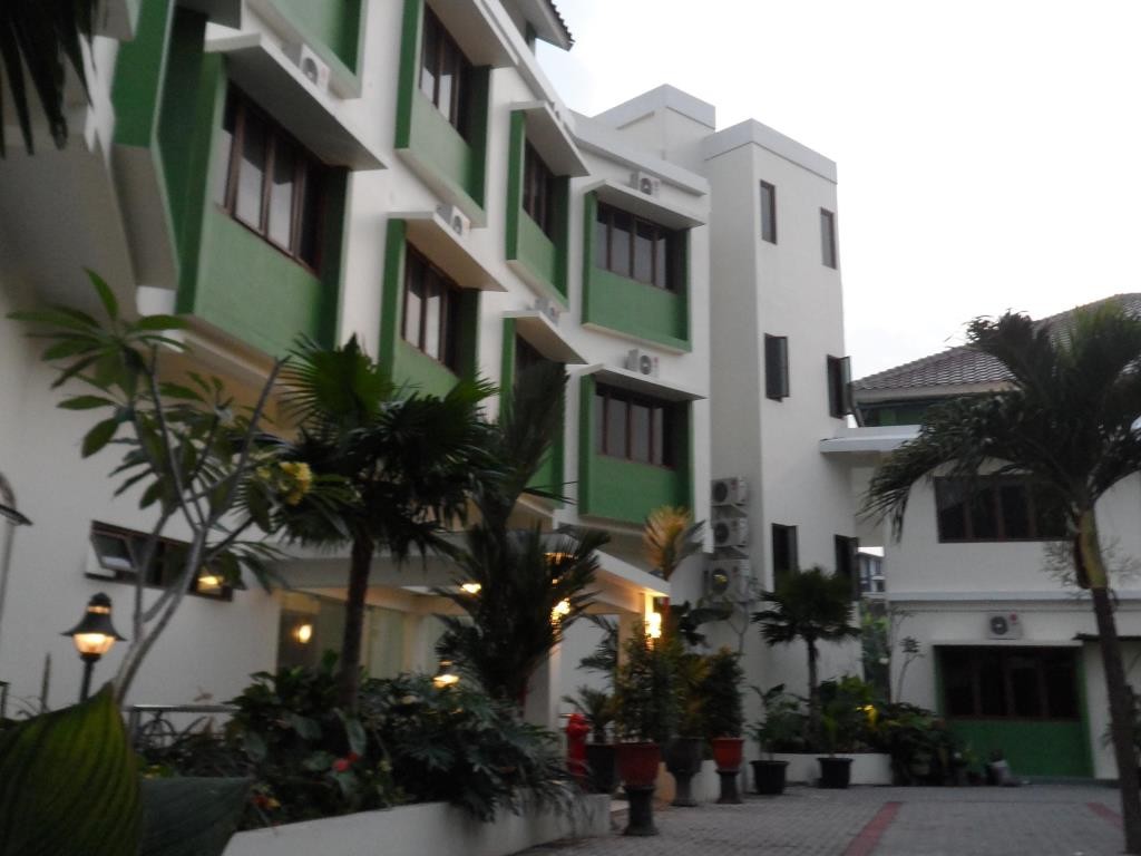 Kesambi Hijau Hotel