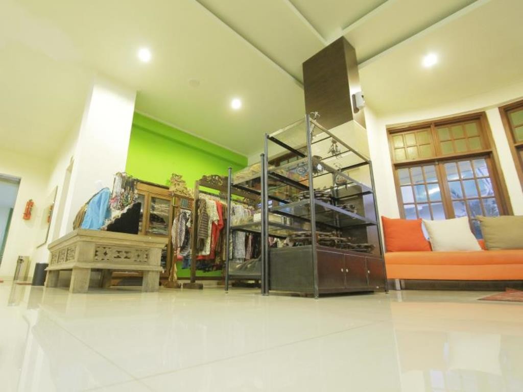 Kesambi Hijau Hotel