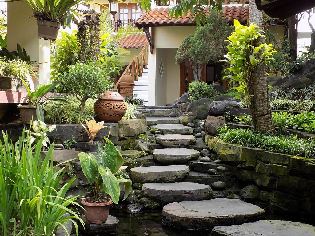Duta Garden Hotel