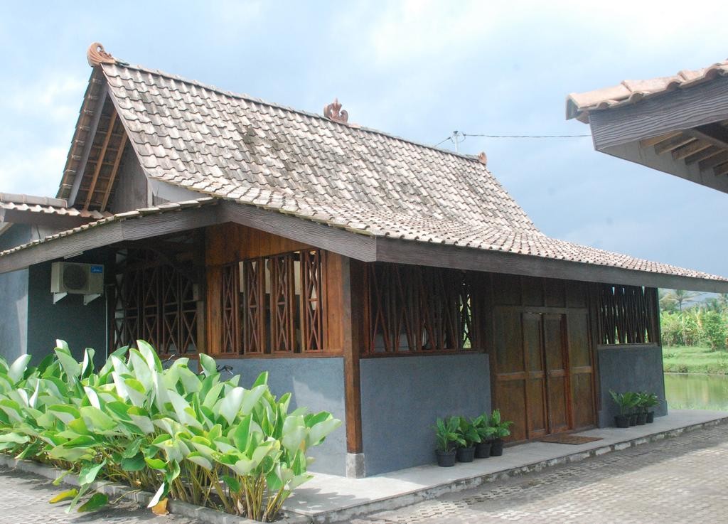 Puri Menoreh Hotel and Restaurant Borobudur