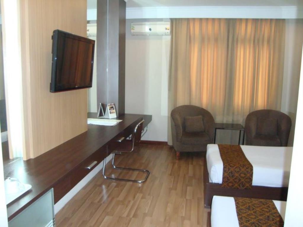 Riyadi Palace Hotel