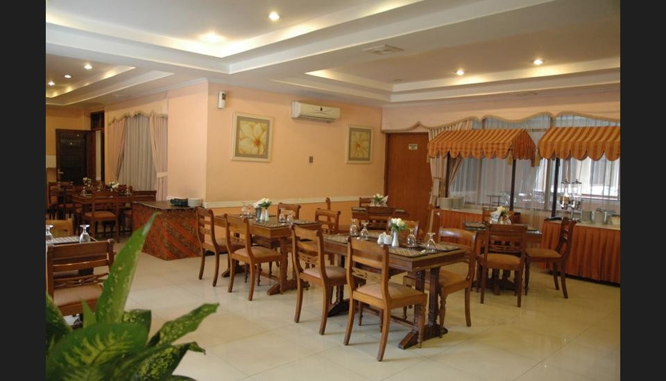 Riyadi Palace Hotel