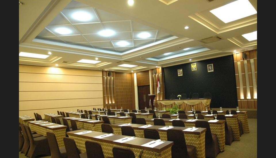 Riyadi Palace Hotel