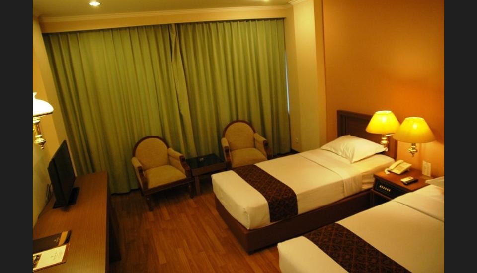 Riyadi Palace Hotel
