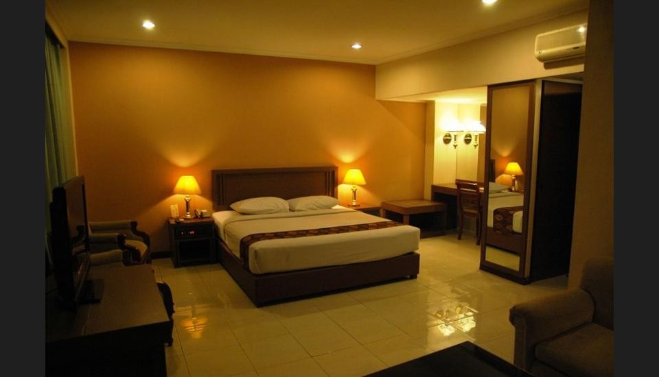 Riyadi Palace Hotel