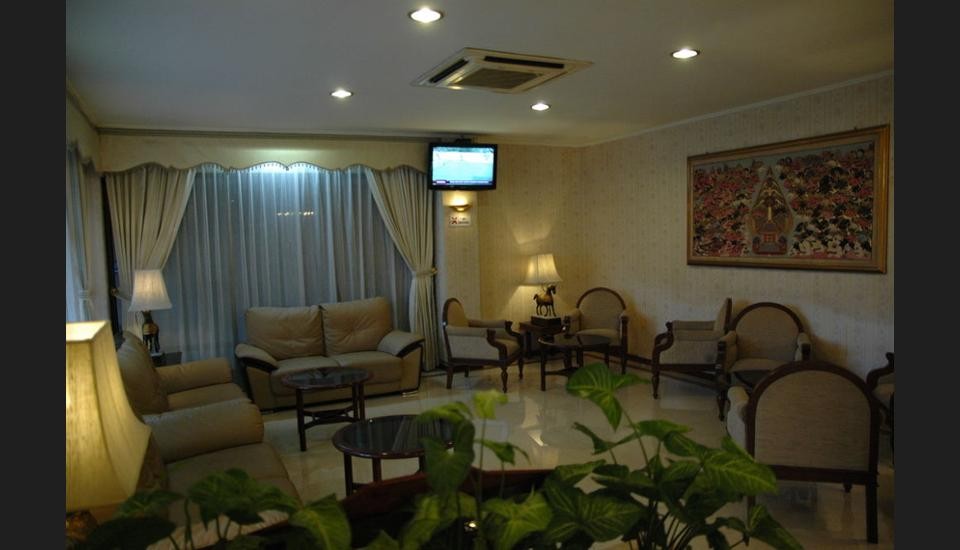 Riyadi Palace Hotel