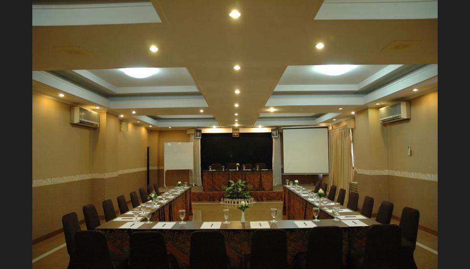 Riyadi Palace Hotel