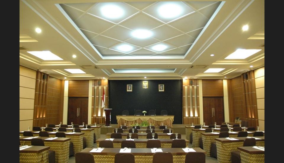 Riyadi Palace Hotel