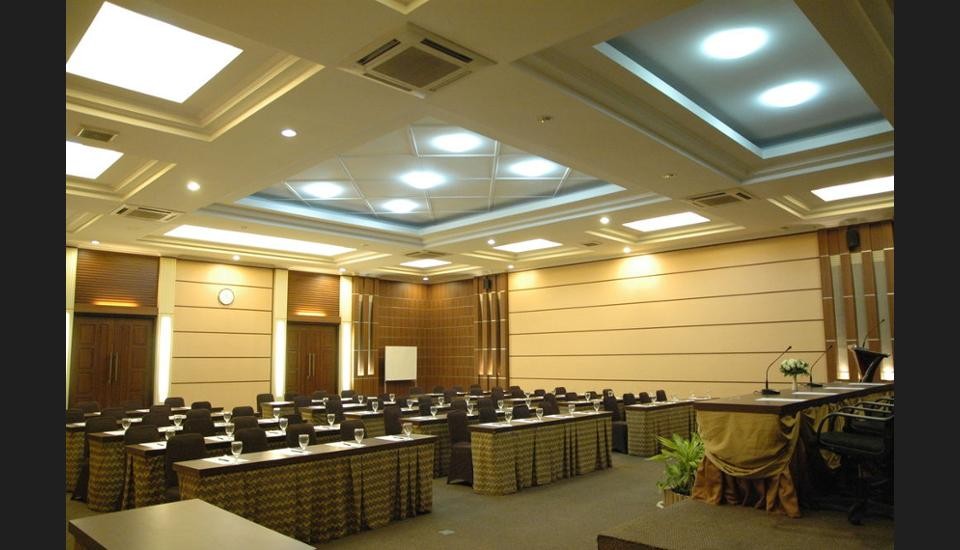 Riyadi Palace Hotel