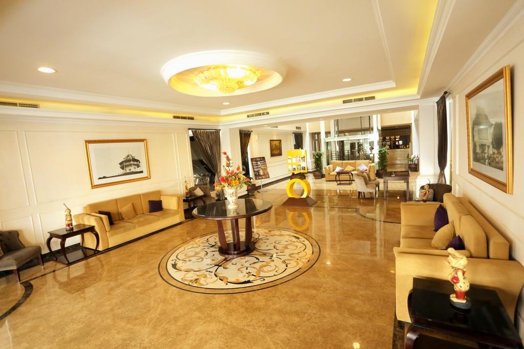 Amarelo Hotel Solo